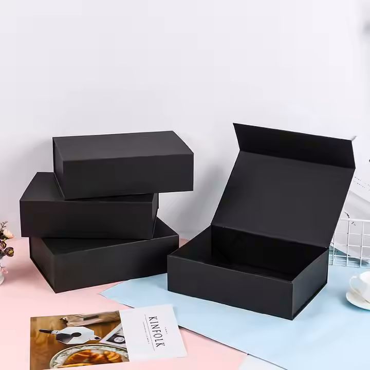 2mm Thick Hard Black Paperboard Gift Box Foldable One-Piece Flip Cover Fresh Flower Magnetic Design 